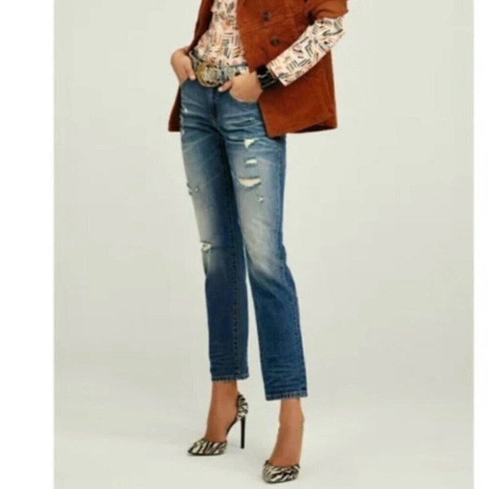 Cabi 2 100% BF Boyfriend Distressed Women’s Jeans Mid Rise 100% Cotton